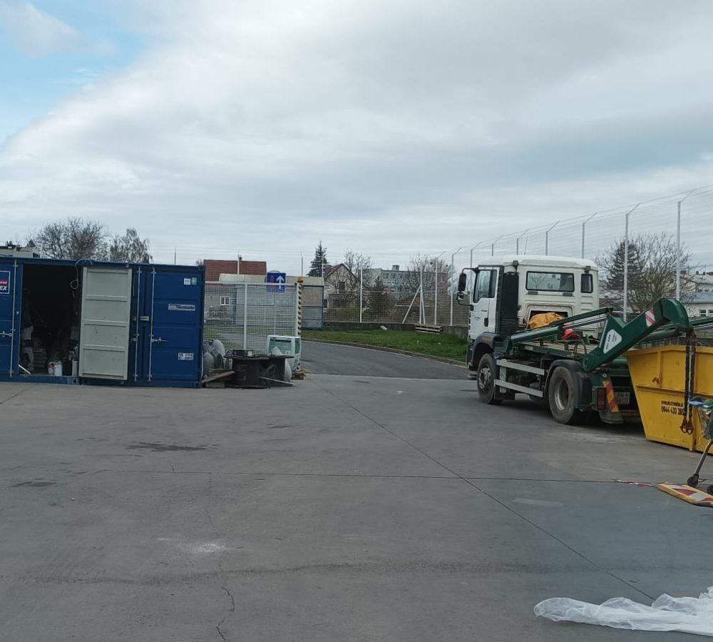 433962776_750653943866052_4335579686750906788_n